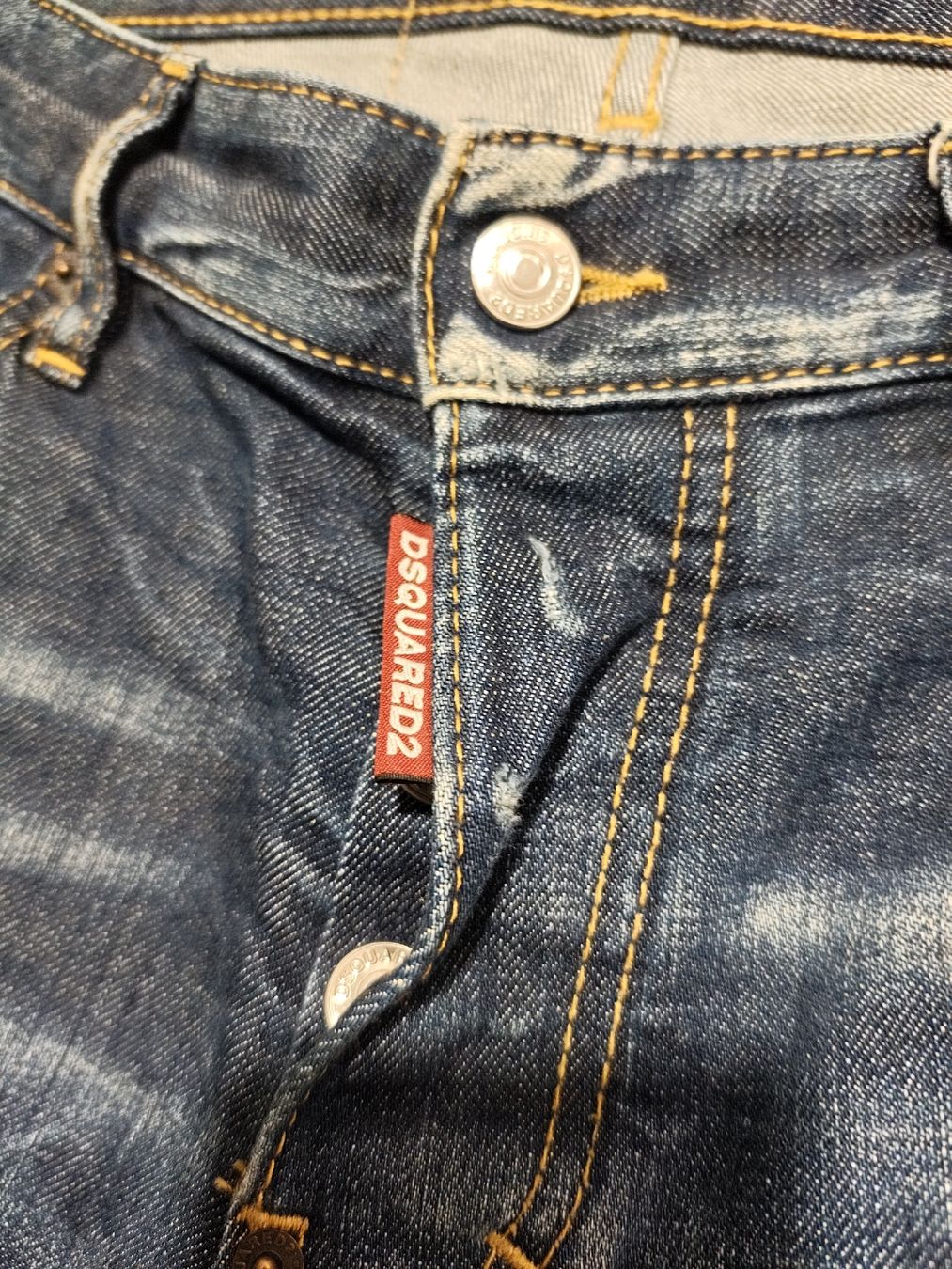 Dsquared2 Jeans: Dsquared2 Jeans Gr. 46 Top! – Usato da Seon venduto da chf_g29b 3