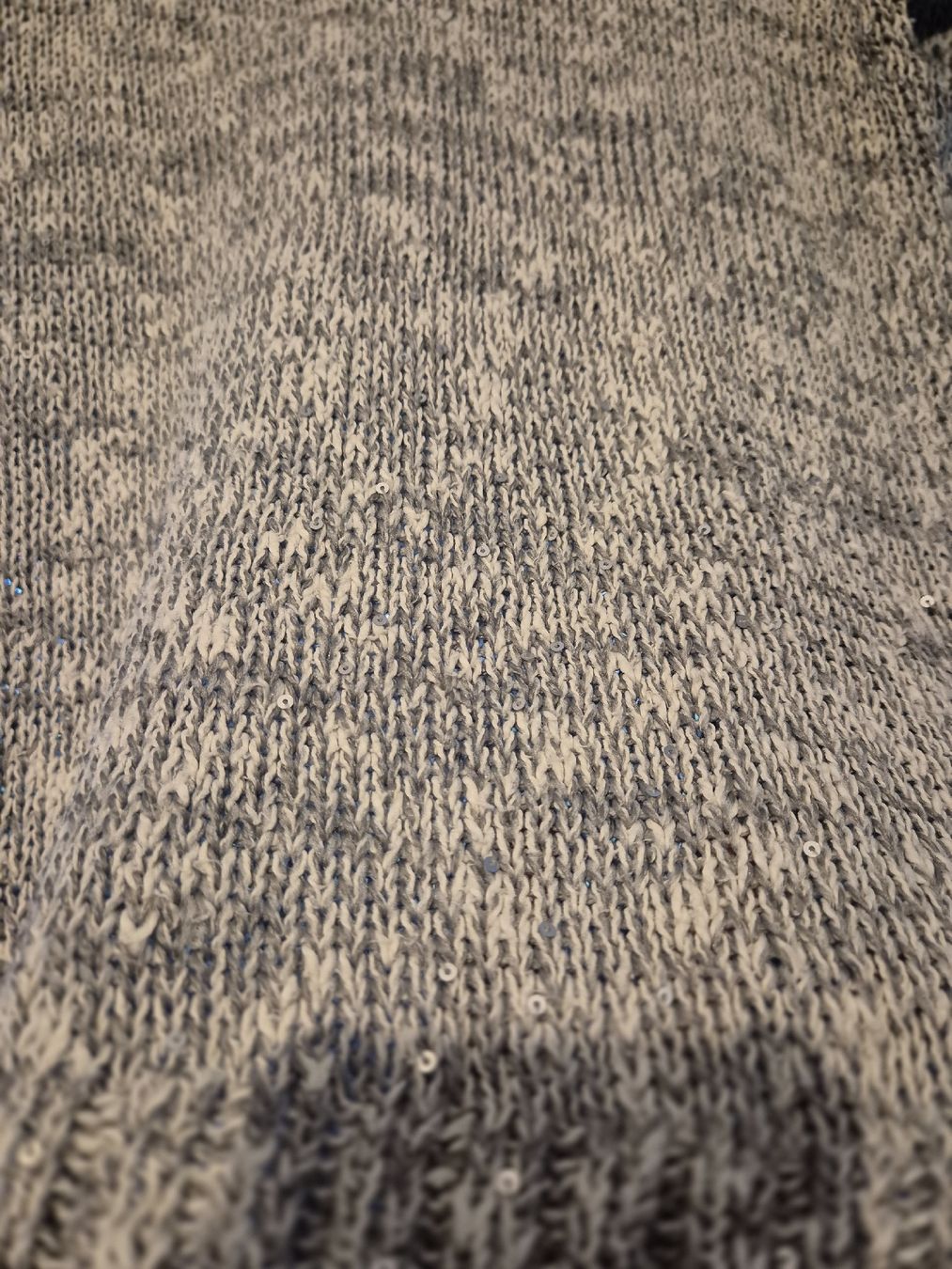 Maglioni & Felpe: Winter Strickpullover mit Glitzer, Grau, Damen Gr. M – Nuovo (secondo la descrizione) da Zürich venduto da mit_jz2x 1
