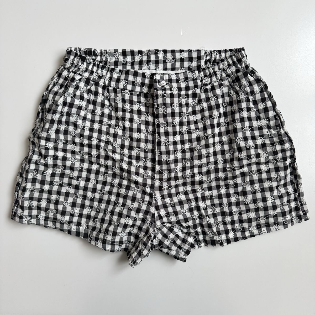 Pantaloni: Süsse Sommer Shorts Gr.S – Usato da Oberwil BL venduto da olibbg