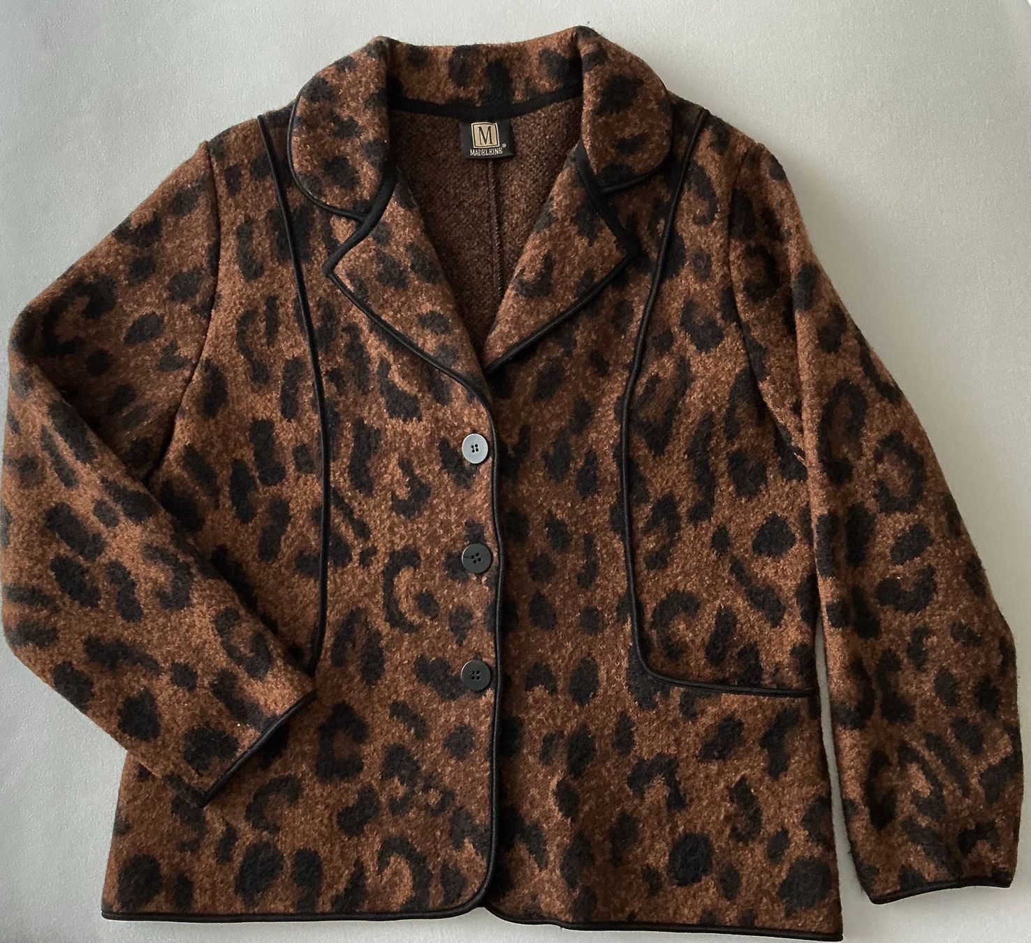 Madeleine Giacche: Blazer von Madeleine Gr. 42 – Usato da Wil SG venduto da horizonte254
