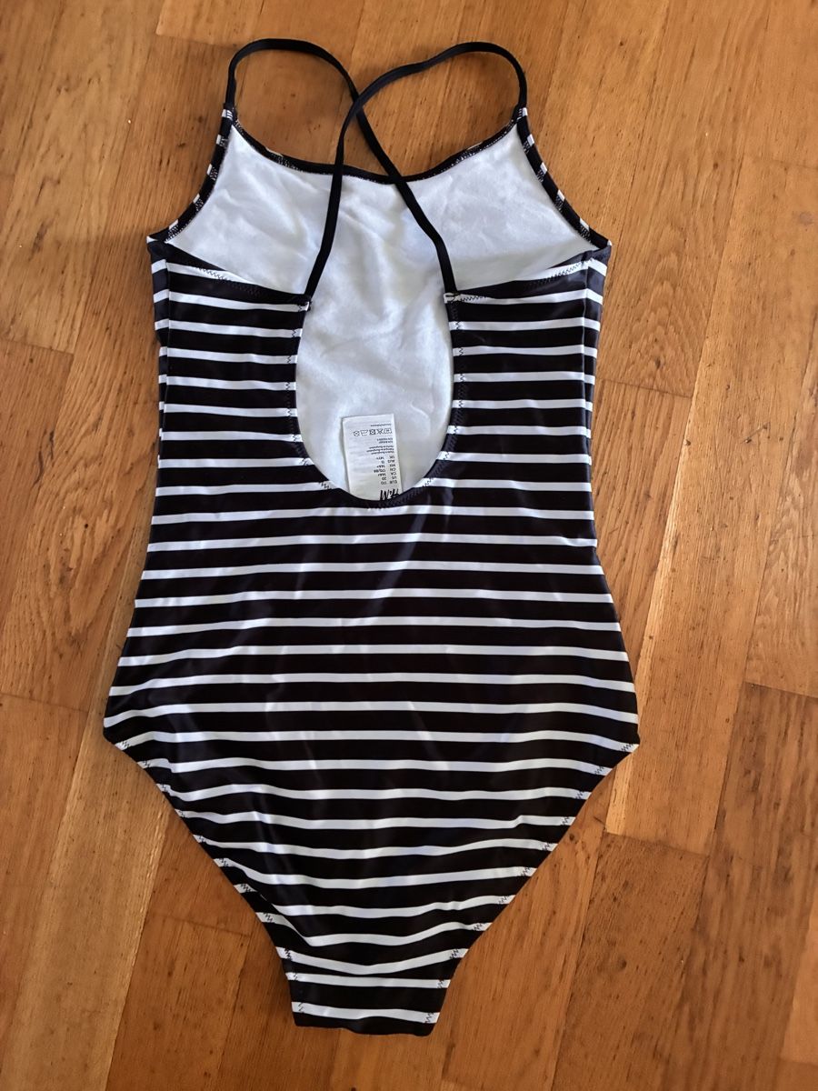 H&M Maillots de bain: Tolles Badekleid Gr. 170, H&M – D'occasion à richterswil par lunamarie001 1