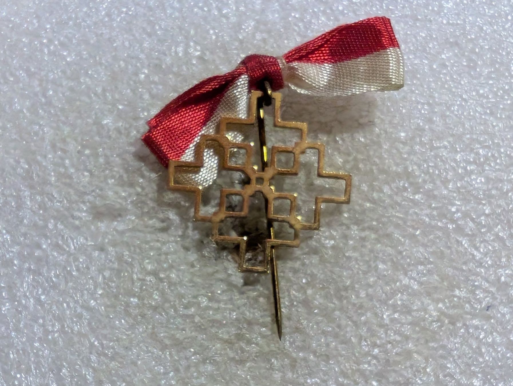 Placchette & Badge: Ansteckpin 39: – Usato da Oppligen venduto da Pin-Fall-Shop