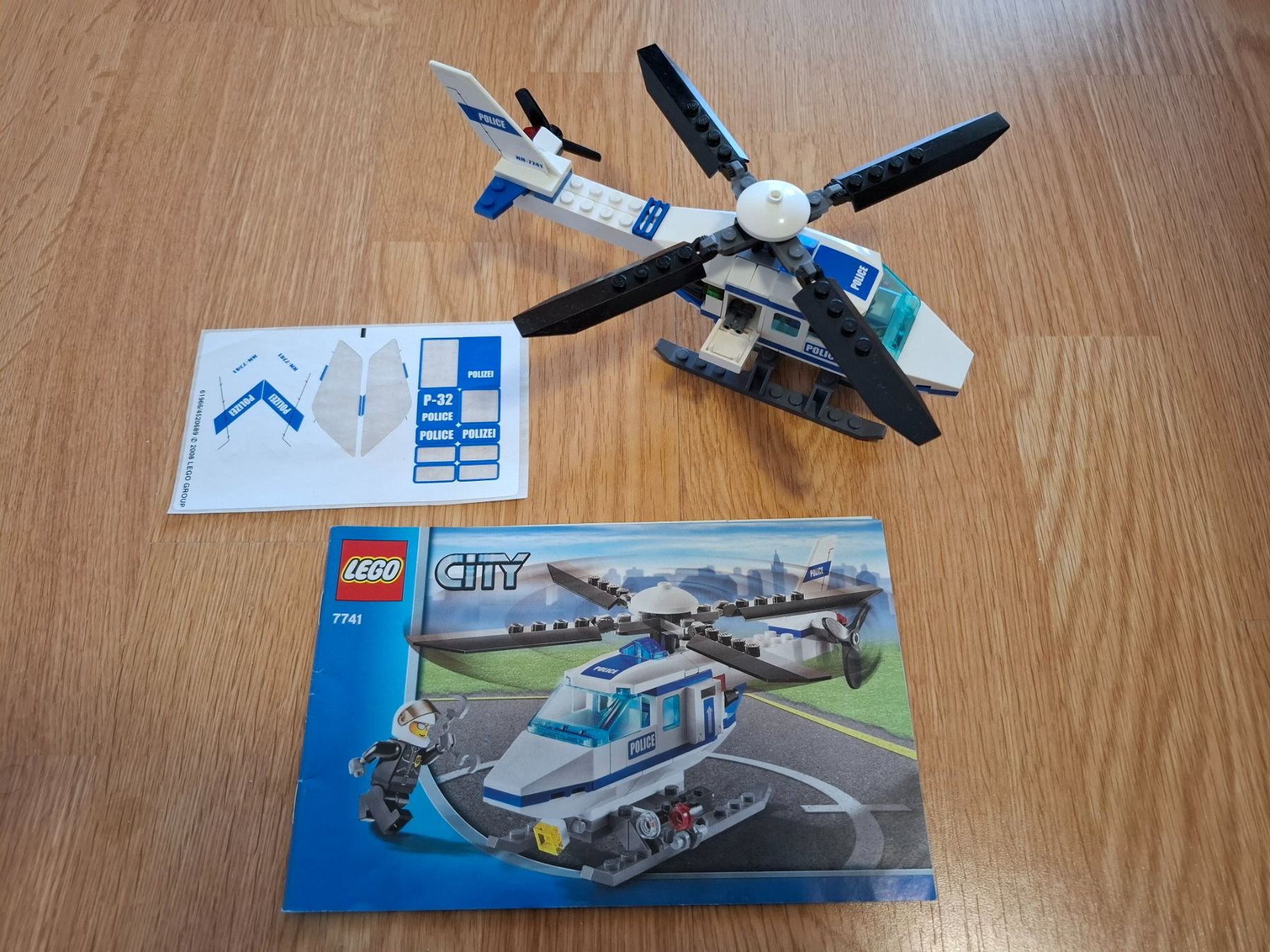 Lego Spielzeuge: Lego City Polizeihubschrauber 7741 – Gebraucht aus Mellingen von oli_jx55 2