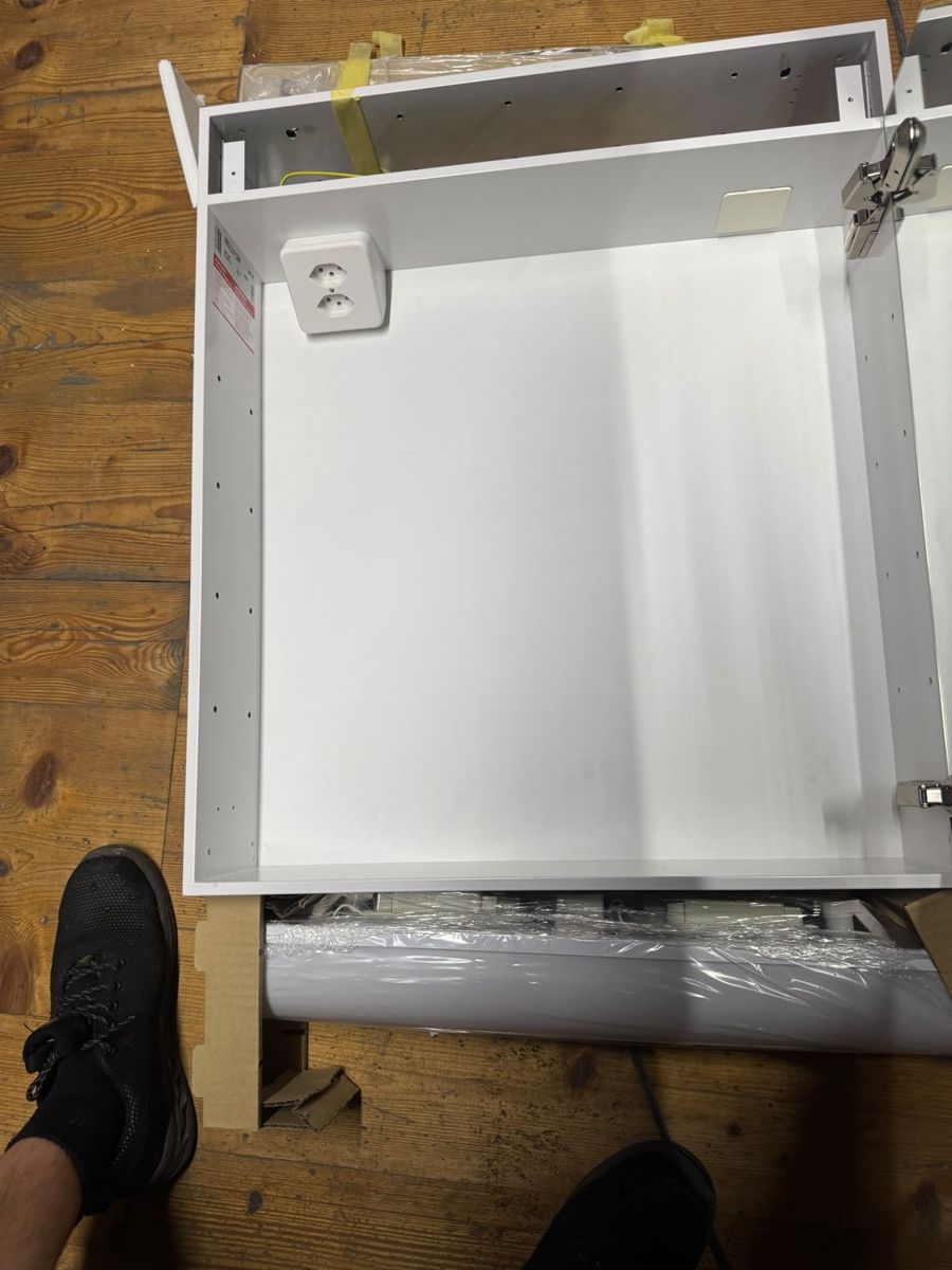 Armoires miroirs: Spiegelschrank NEU – Neuf avec emballage d'origine à Gwatt (Thun) par louisgafner 1