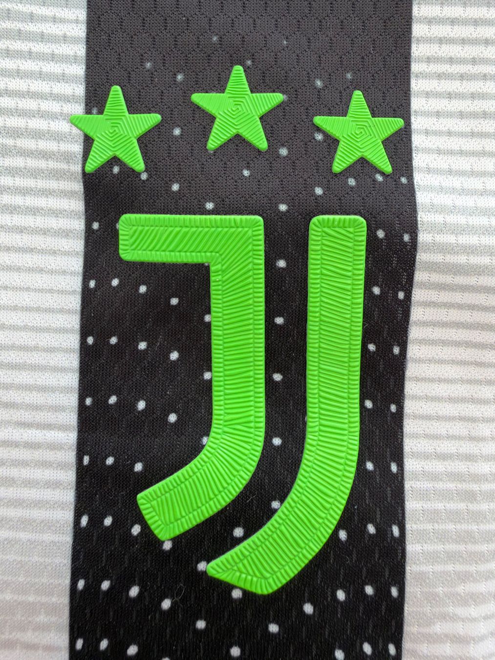 Adidas Canottiere & Pantaloni: Juventus x Adidas Palace – Nuovo (secondo la descrizione) da Olten venduto da gia_bc2q 4