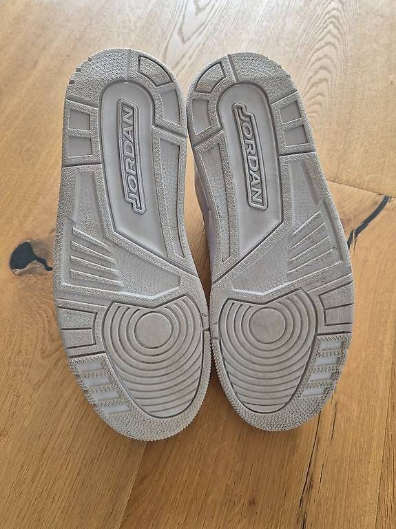 Herrenschuhe: Jodan Sneaker Gr. 42.5 – Gebraucht aus Nidau von Jil12 2