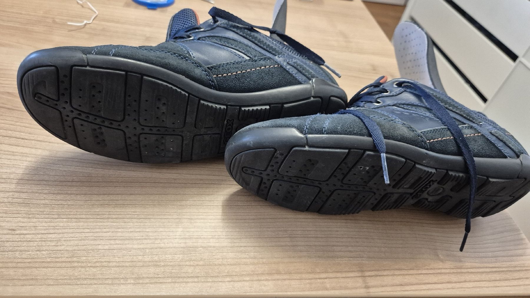 Herrenschuhe: Geox Schuhe Dunkelblau Grösse 41 – Gebraucht aus Utzenstorf von Oddy 1