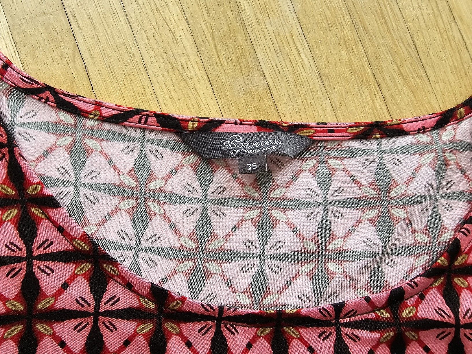 Princess goes hollywood Camicette: Princess go Hollywood Bluse / Shirt – Usato da Laufenburg venduto da may_r2st 1
