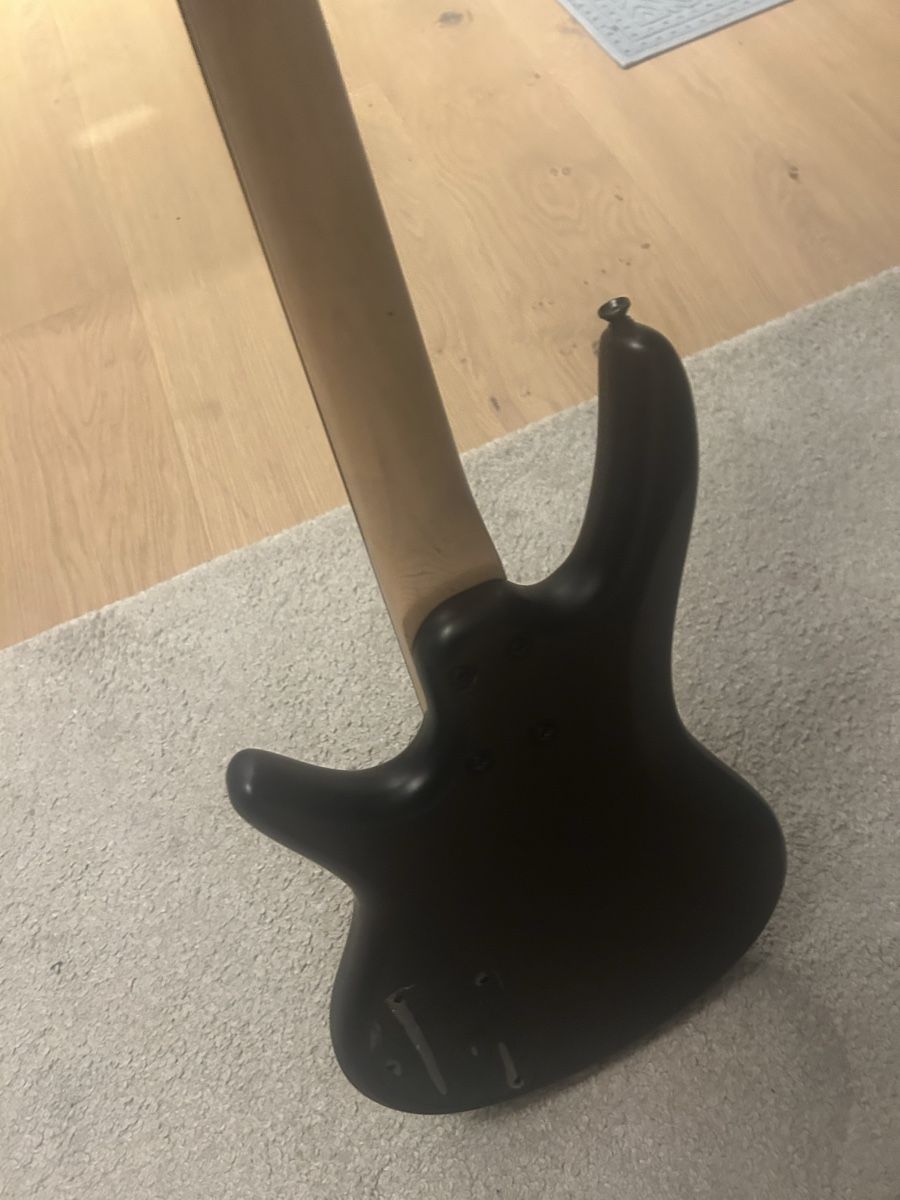 Ibanez Strumenti musicali: E-Bass Ibanez – Usato da Oberwil BL venduto da Stina76 1