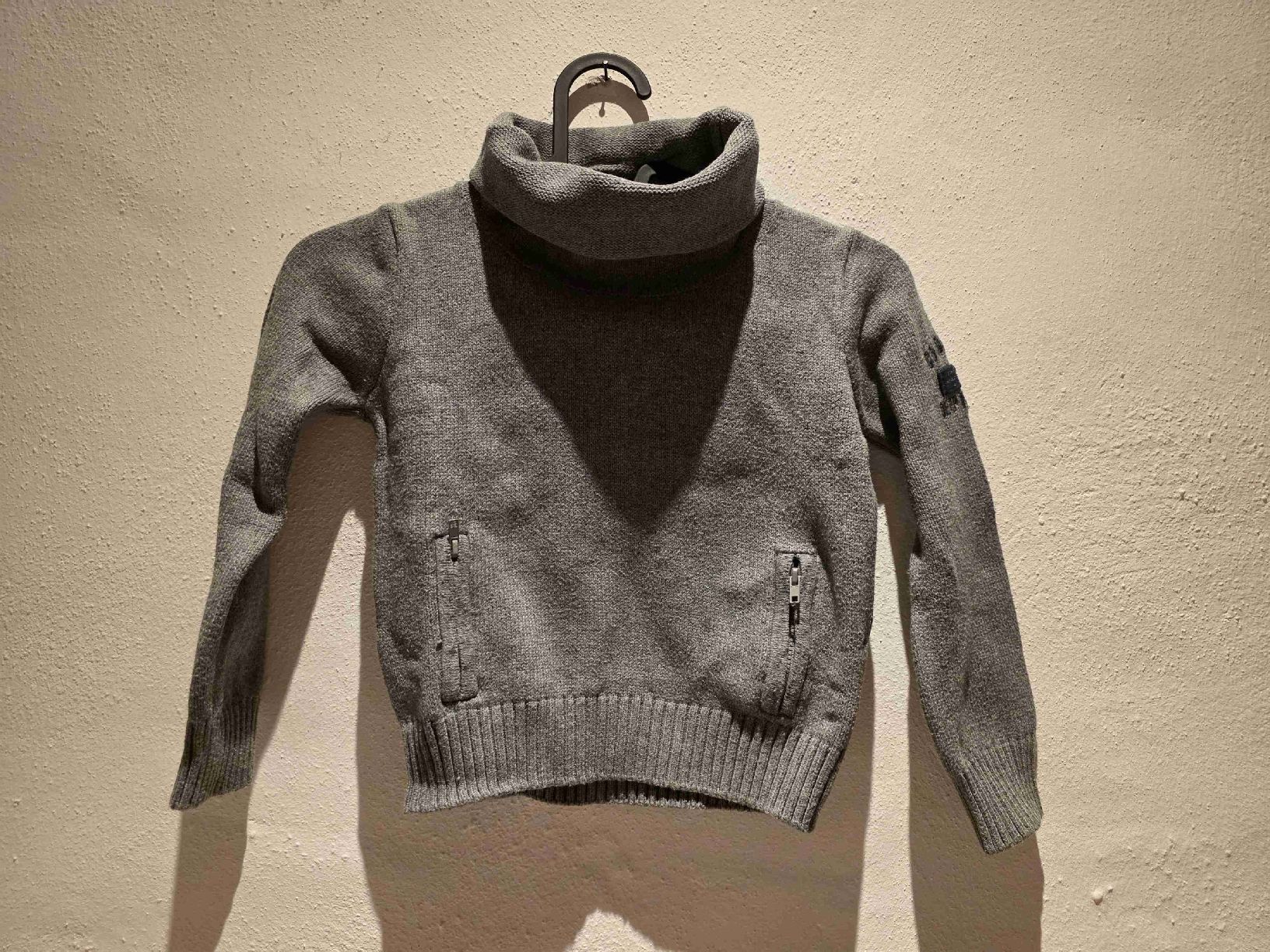 Maglioni & Felpe: Pull chaud gris col roulé enfant, 4 ans – Nuovo (secondo la descrizione) da St-Blaise venduto da ame_c6mb