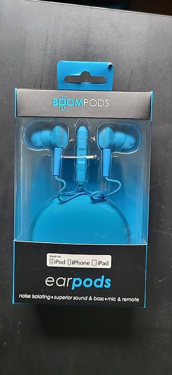 Casques audio: BOOMPODS auricolari blu con microfono e telecomando – Neuf avec emballage d'origine à Curio par mia_vb5z