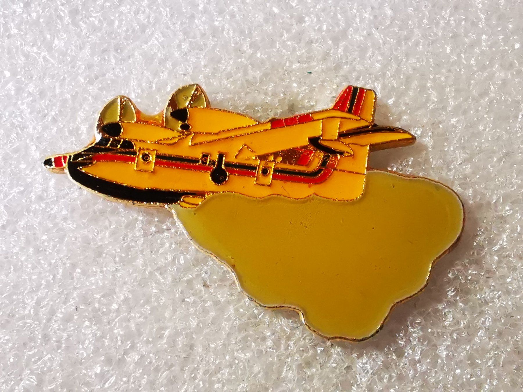 Placchette & Badge: Ansteckpin 155: Flugzeug – Usato da Oppligen venduto da Pin-Fall-Shop