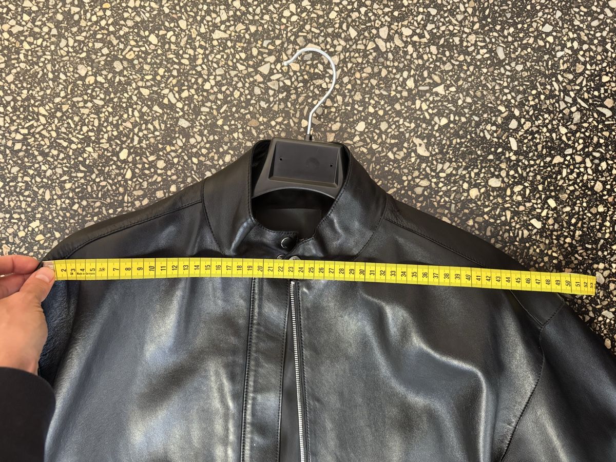 Massimo Dutti Jacken: Massimo dutti NAPPA LEATHER JACKET WITH POCKET DETAILS small – Gebraucht aus Zürich von gva_r9gs 6