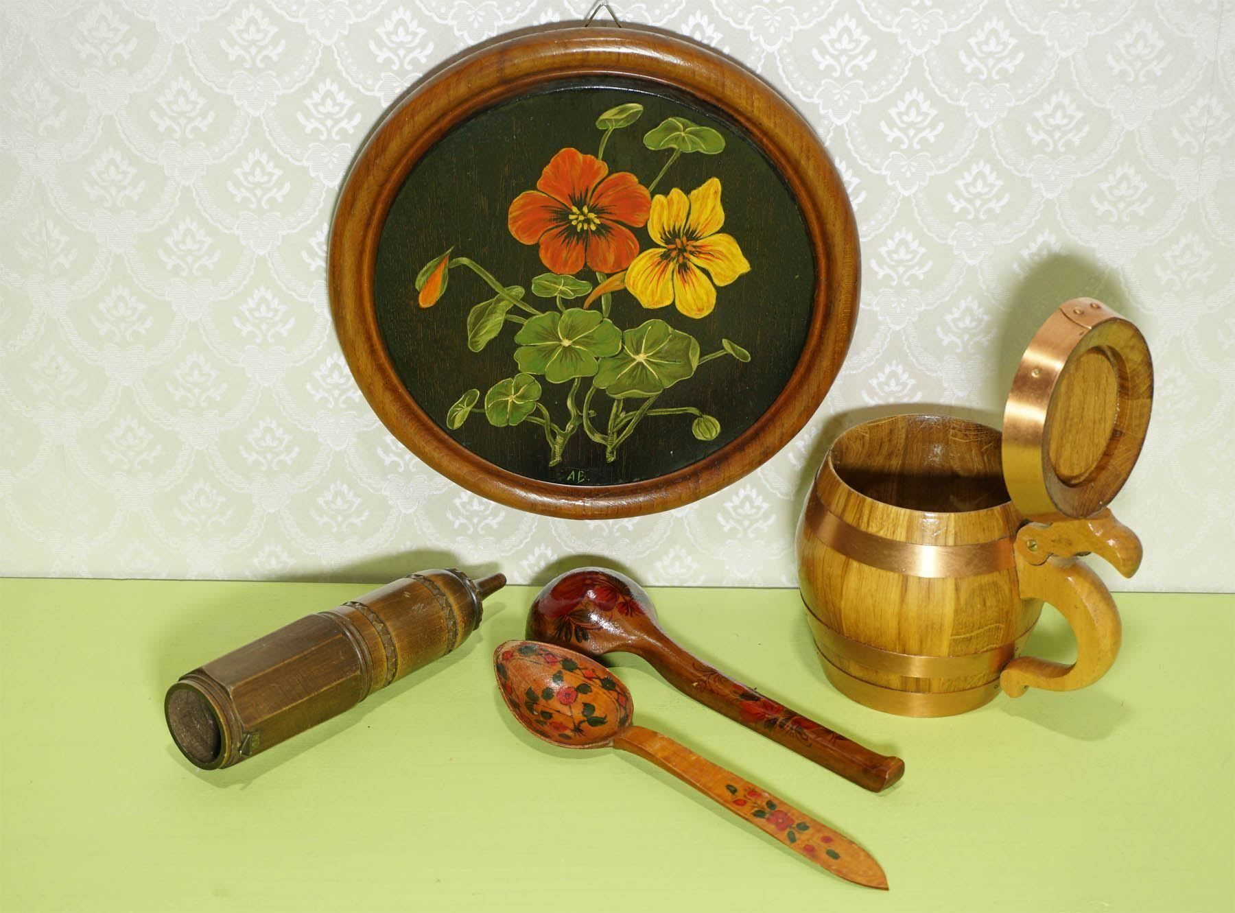 Alle Dekorationen: 5 Nostalgie Holz-Objekte teils bemalt – Gebraucht aus Meggen von Brockitare