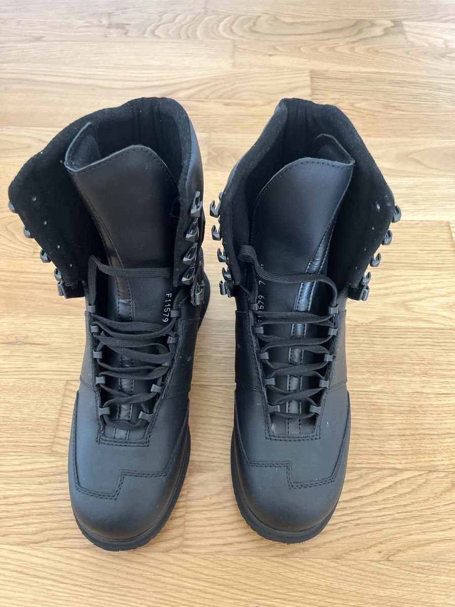 Künzli Scarpe da uomo: Künzli Ortho Schuh Grösse 40.5 – Nuovo (secondo la descrizione) da Stein AG venduto da ACMILAN45