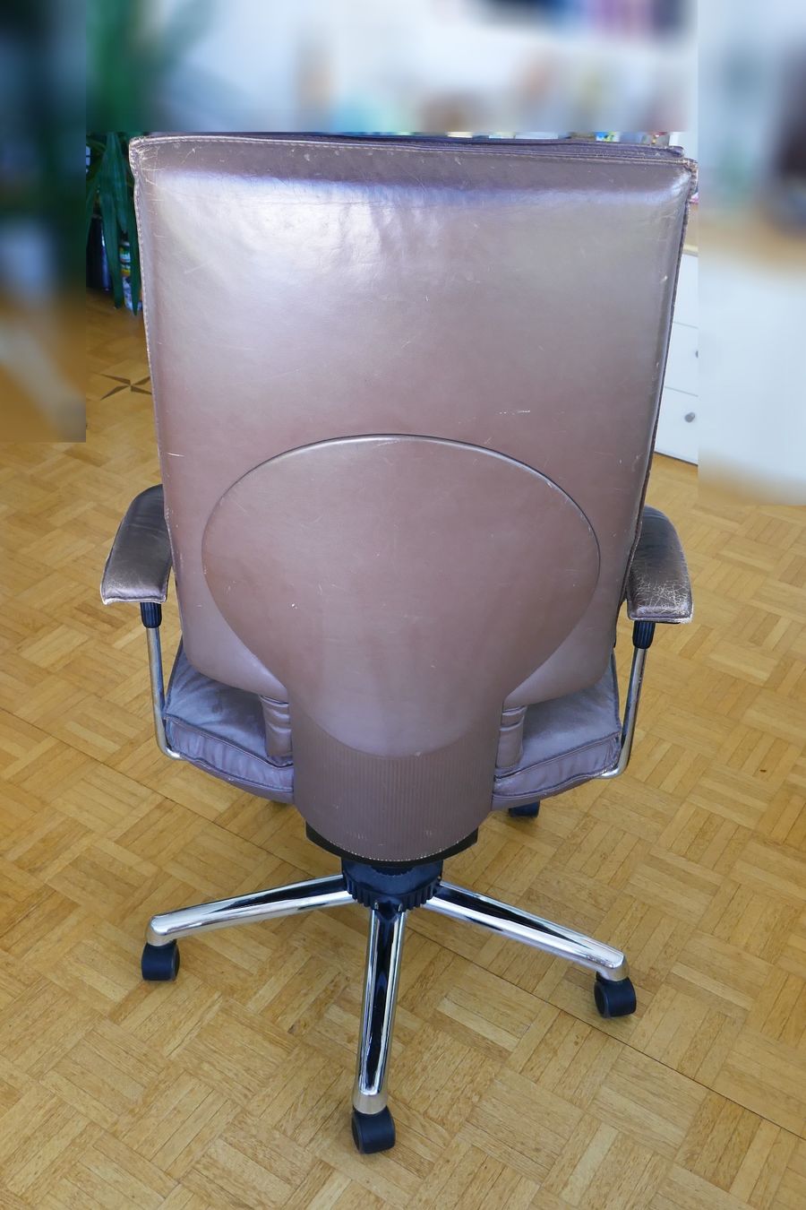 Sitag Stühle: Sitag Sulky Chefsessel Bürostuhl – Gebraucht aus Nussbaumen AG von Jta 2
