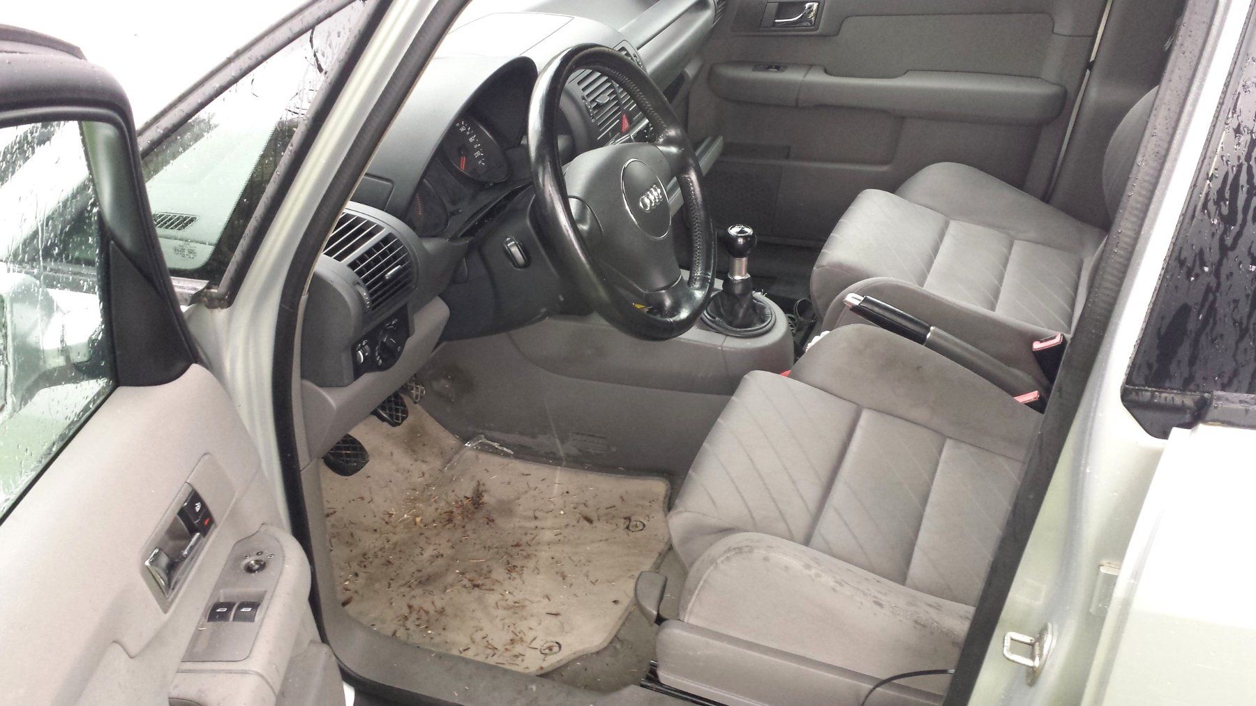 Audi Automobili: Audi A2 1.4i aus 2001 ab Platz – Usato da Yverdon-les-Bains venduto da Xqrk 4