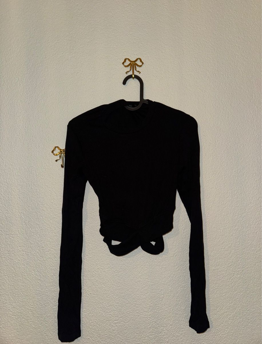 Bershka Tops: Langarm Top – D'occasion à Effretikon par ajl_rwt5
