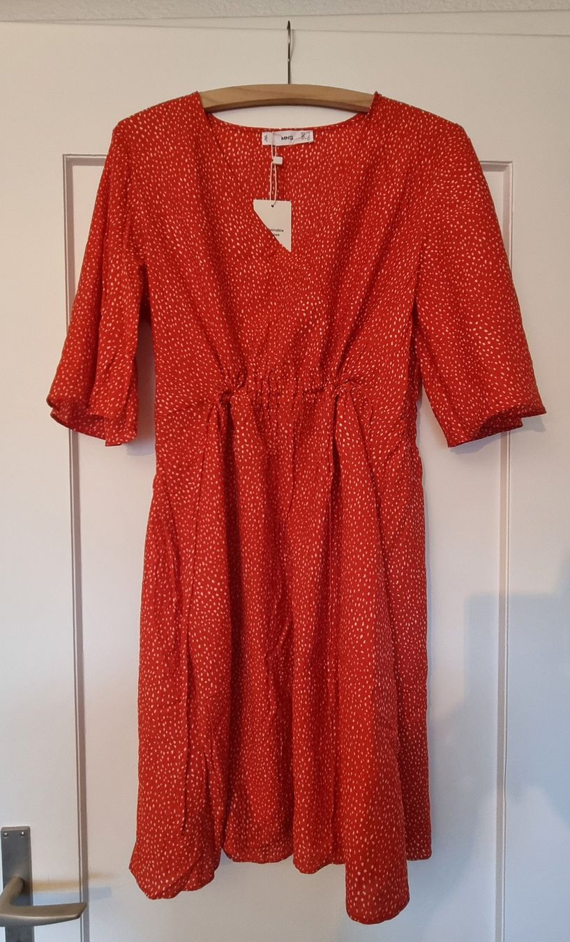 Vestiti: NEW Mango red dress (S) – Nuovo (secondo la descrizione) da Wabern venduto da ravi3084