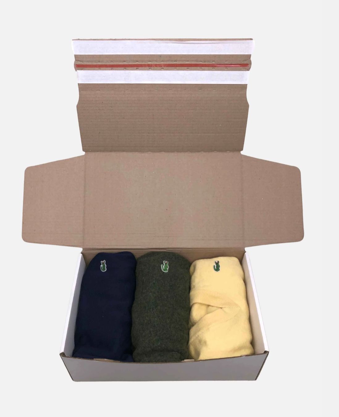 Lacoste Lotti di vestiti: MYLACOSTE Kleiderpaket 3 kg – Usato da Bülach venduto da secondo. 1