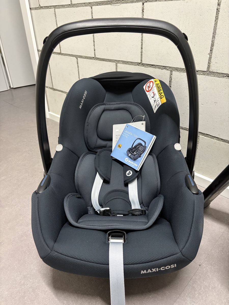 Maxi-Cosi Seggiolini per auto: Maxi-Cosi Cabrio Fix i-Size mit Station – Usato da Ipsach venduto da Can3250 1