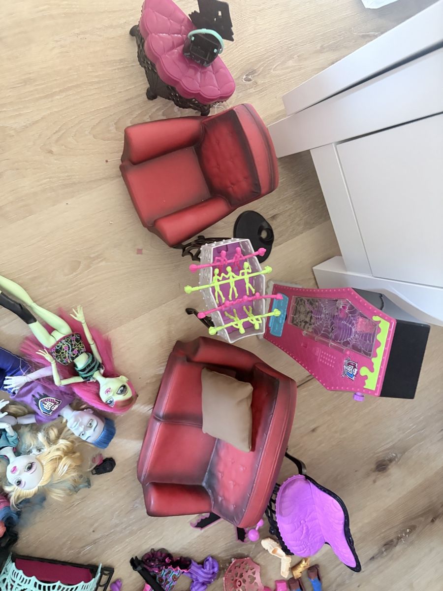 Bambole: Monster High Puppen plus Zubehör  – Usato da Rüti ZH venduto da Butterfly206cc 2