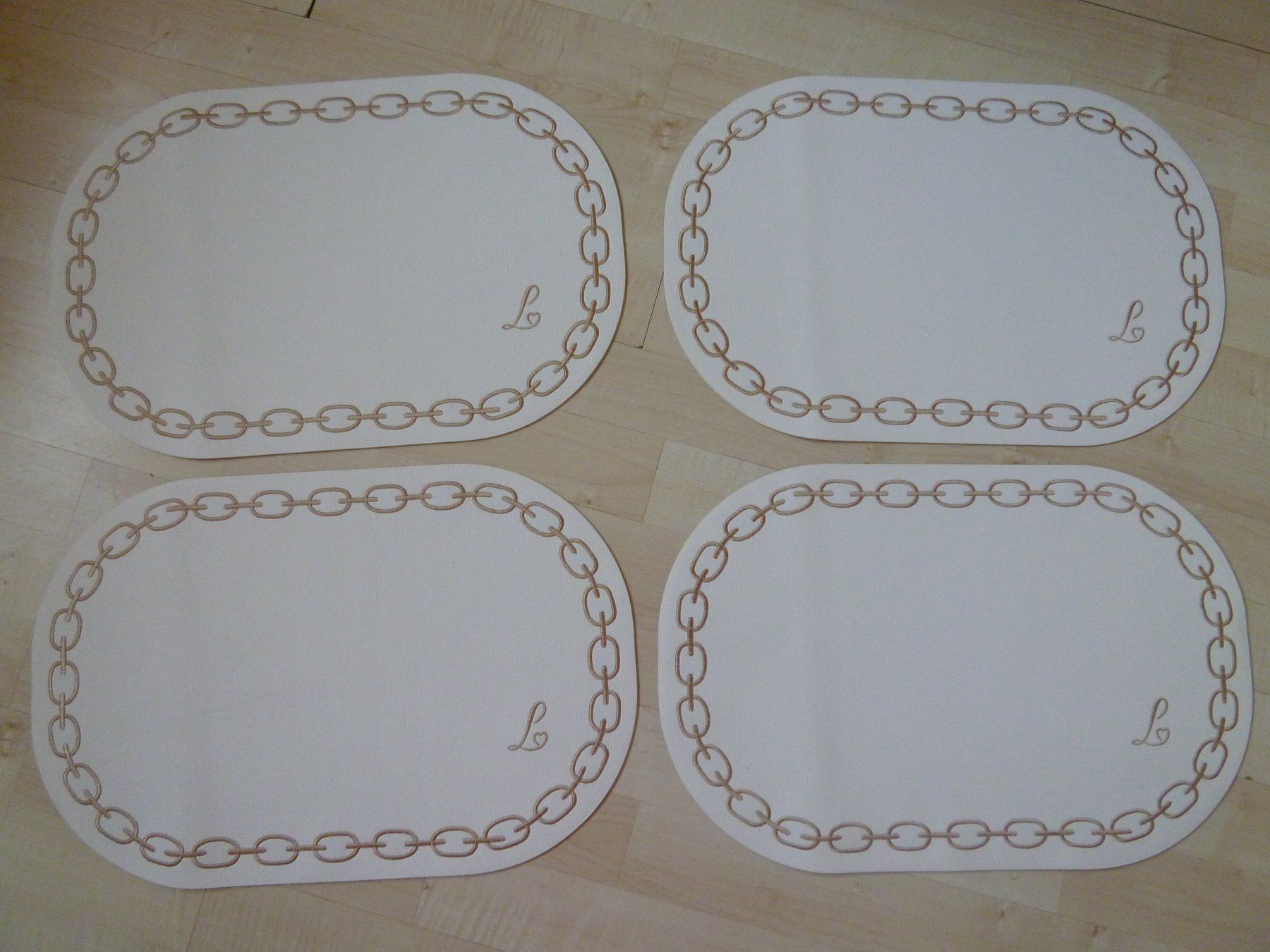 Altra biancheria da tavola: 4 schöne Tischsets beige-weiss Love – Nuovo e nell'imballaggio originale da Dättlikon venduto da Mamakuga 6