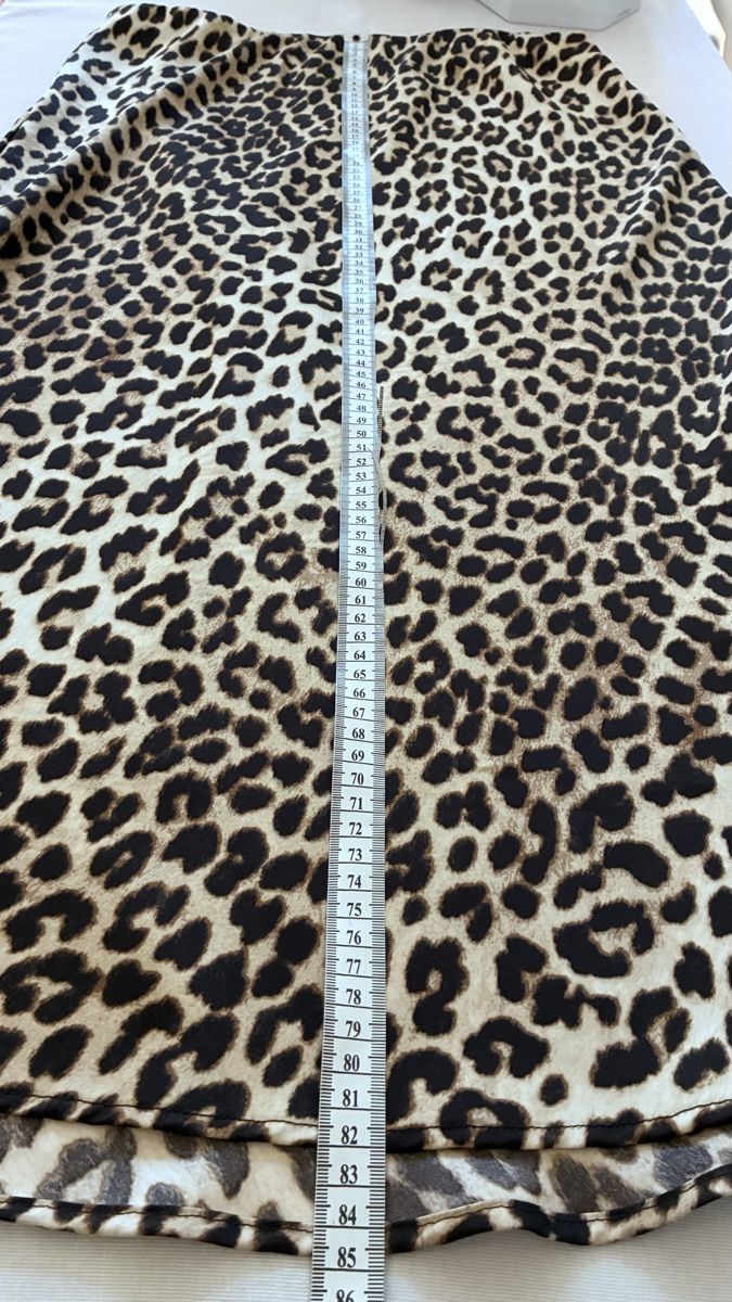 H&M Gonne: Rock mit Leopardenmuster Laenge 86cm NEU – Nuovo (secondo la descrizione) da Bäretswil venduto da Viechel 4