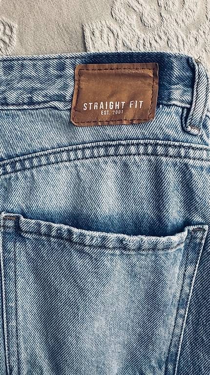 Jeans: Jeans Straight Leg – Usato da Hünenberg See venduto da Schulers 4