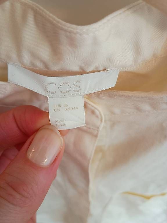 Cos Camicette: Off White Cos Hemd aus dickem Stoff - gratis Versand – Usato da Zürich venduto da Melianea 2