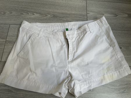 Shorts United Colors of Benetton blanc taille 42