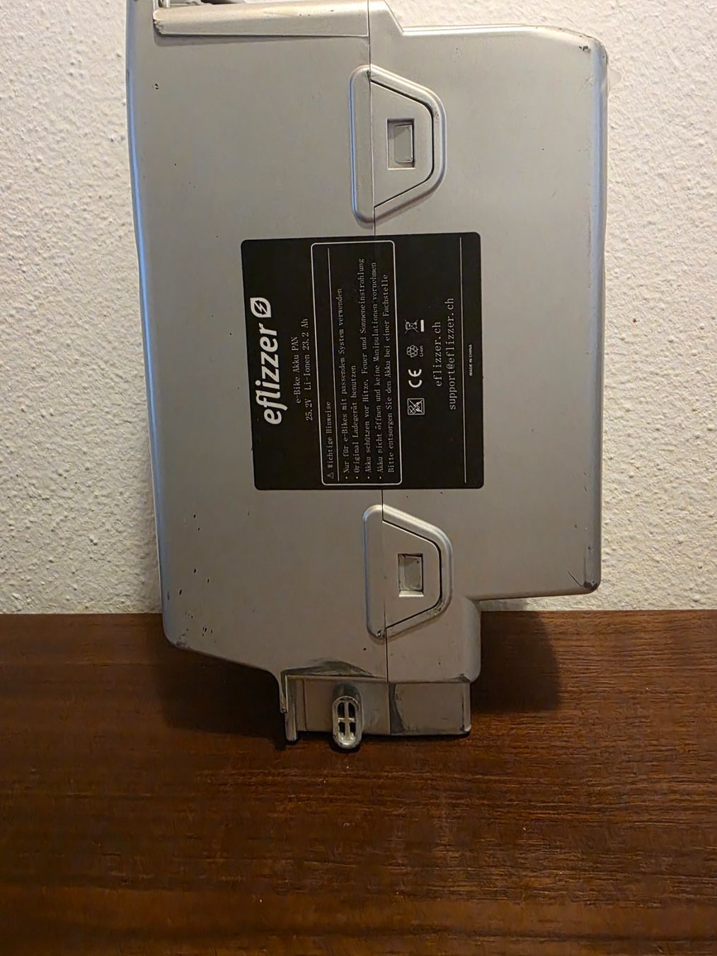 Panasonic Batterie: Flyer/Panasonic Akku 26V / 23,2 Ah – Usato da Buchs SG venduto da MATGEOMAR 3