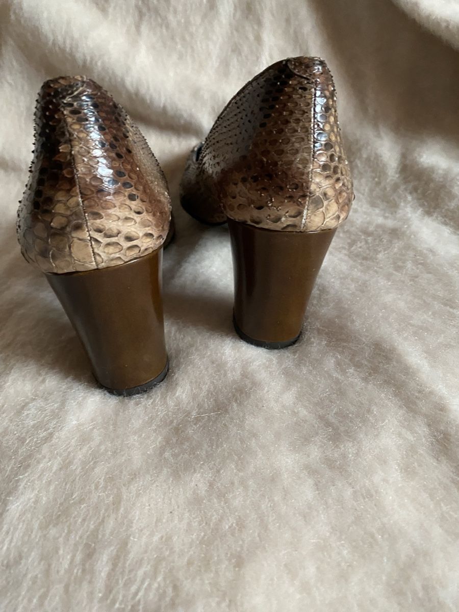 Scarpe da donna: Escarpins python (serpent) véritable 37,5 – Usato da Geneve venduto da Monthoux13 6