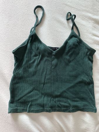  Top Brandy Melville dunkelgrün one Size