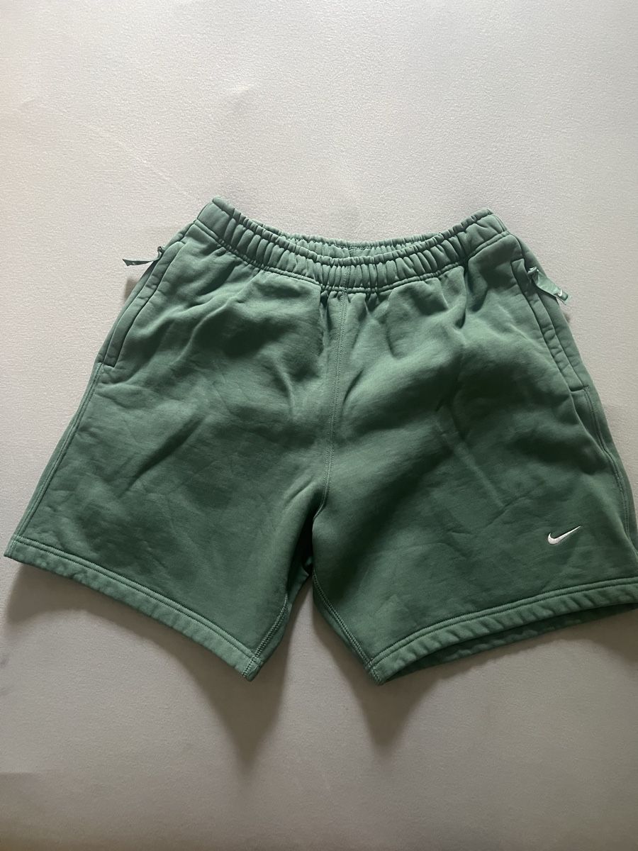 Nike Pantalons: Nike Shorts – D'occasion à Biel/Bienne par Sev.mart