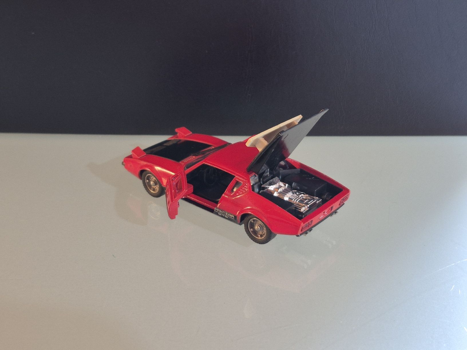 De Tomaso Modellini d'auto: Sakura Detomaso Pantera GTS 1:43 – Usato da Uetendorf venduto da myhome12 1