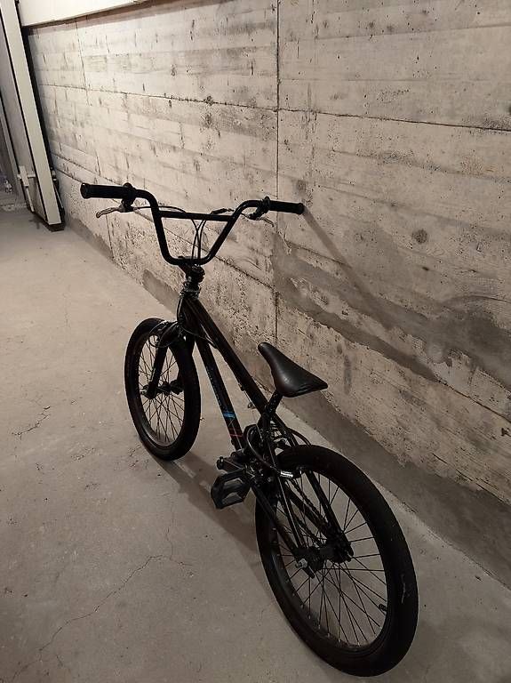 Velos: BMX Schwarz Glanz – Gebraucht aus Volketswil von Dave1.8-188 2