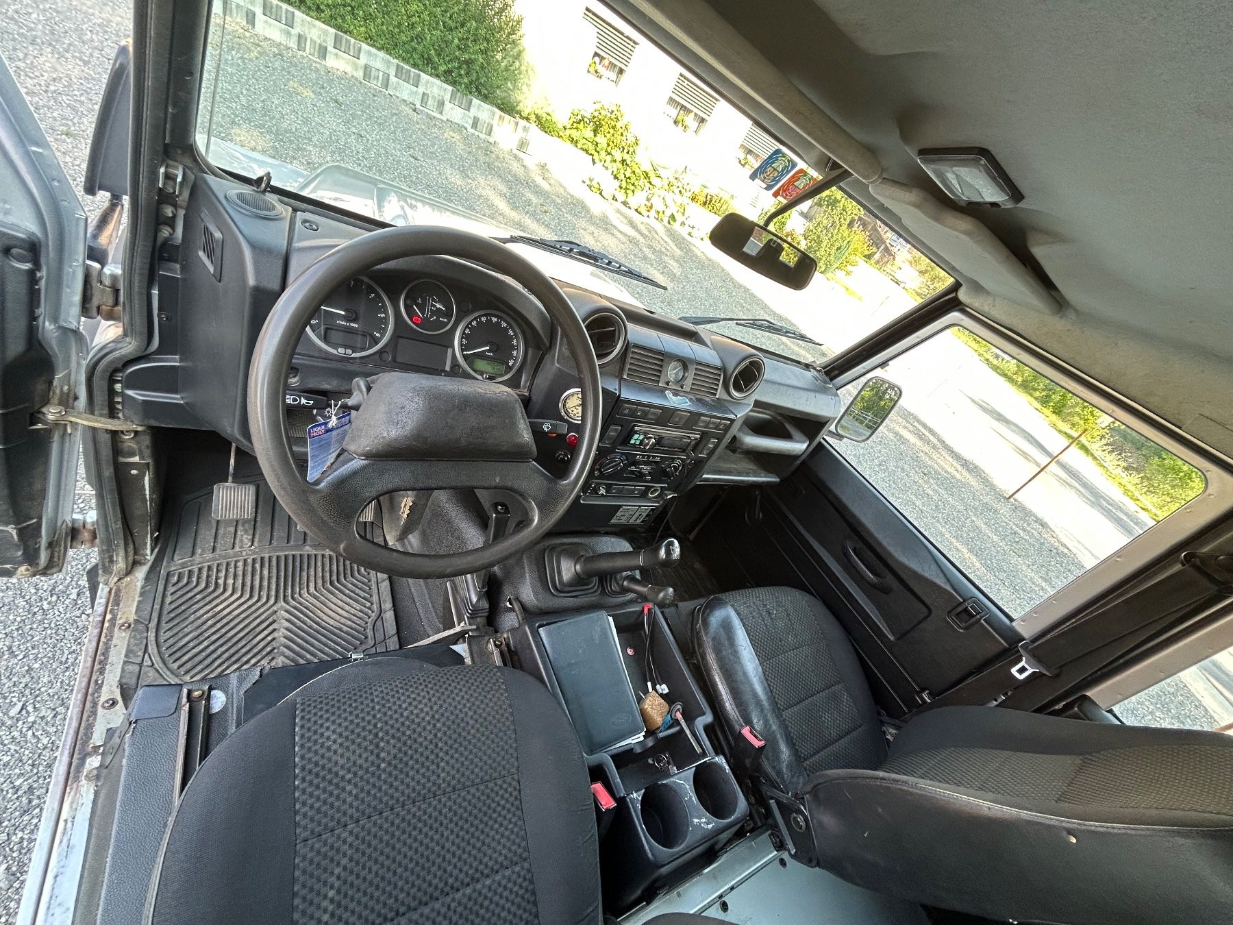 Land Rover Automobili: Land Rover Defender 130 Td4 DCPU – Usato da SCHÜPBACH venduto da 2002-tii 8