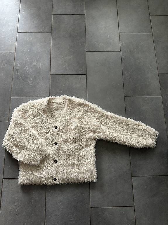 Jacken: Andre & Co. Knit Cardigan (Strickjacke) – Gebraucht aus Gossau SG von Koumichel16 1