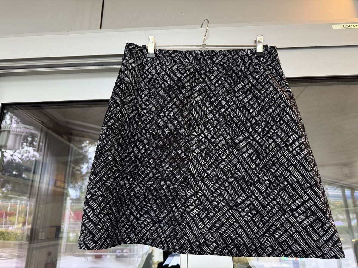 Röcke: Mini jupe – Gebraucht aus Grand-Lancy von Didine015