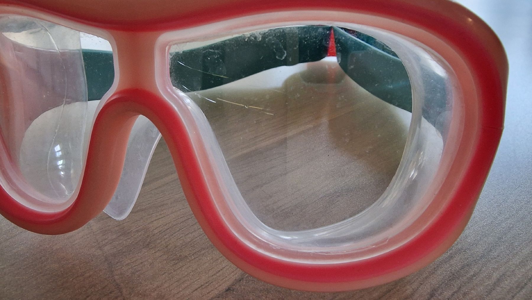 Piscine: Schwimmbrille Kinder – Usato da Frutigen venduto da Maqua 2