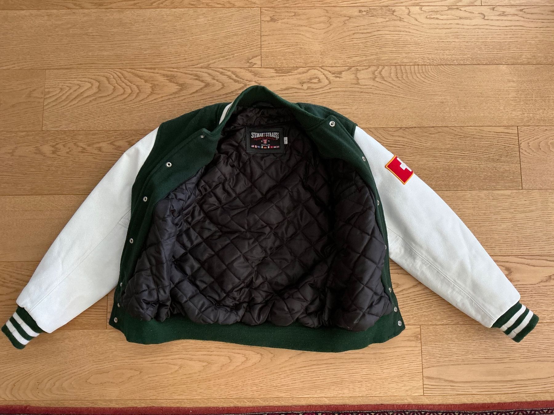Giacche: College Jacket – Nuovo (secondo la descrizione) da Genève venduto da mario2211 2