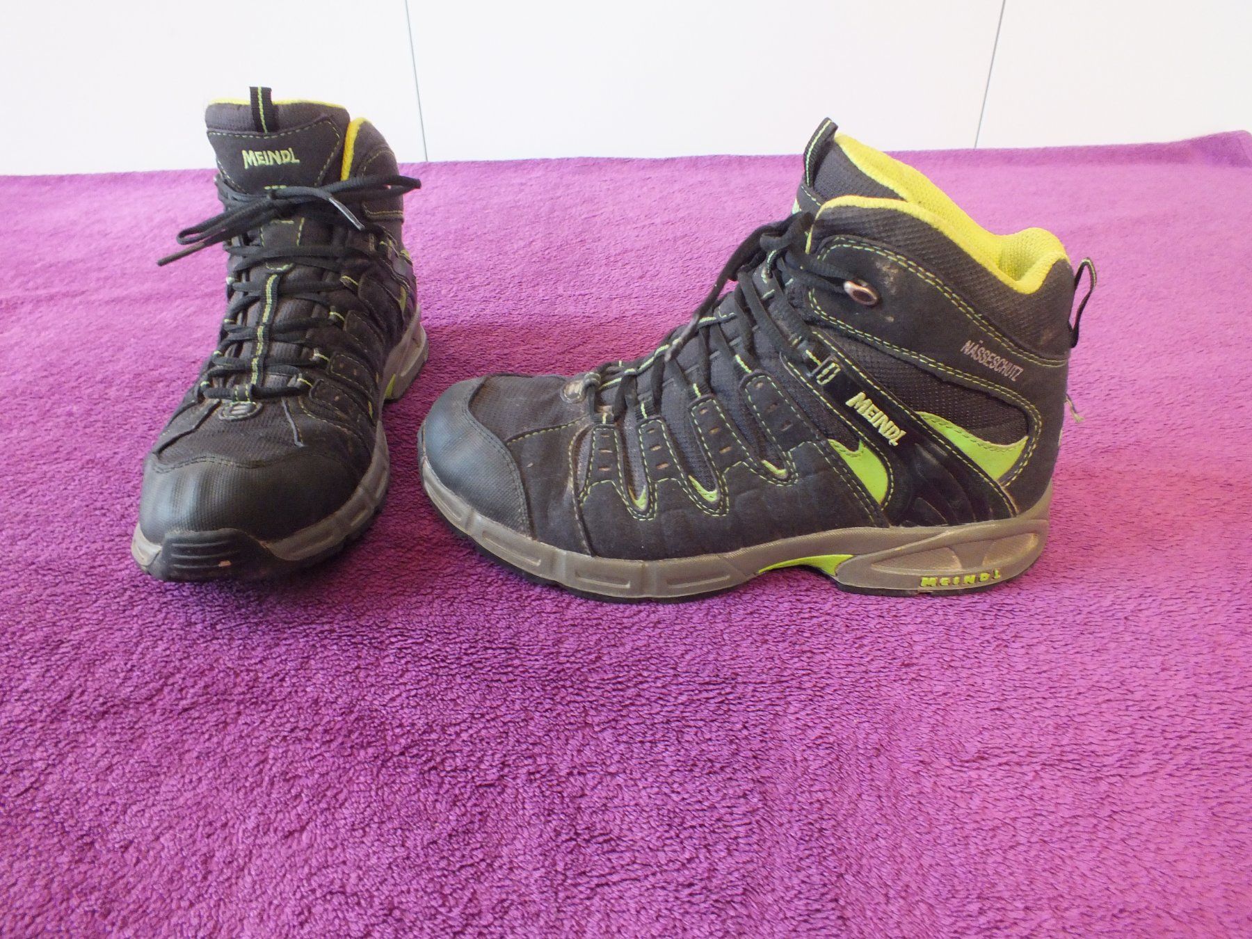 Meindl Scarpe per ragazzi: Meindl Snap Junior Mid Wanderschuhe in Gr. 37 – Usato da Müllheim Dorf venduto da Seeeule01