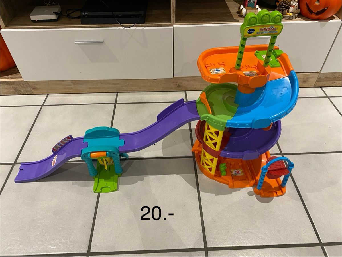 Vtech Giocattoli: Lot Tut Tut Bolide – Usato da Charmoille venduto da SheepPower