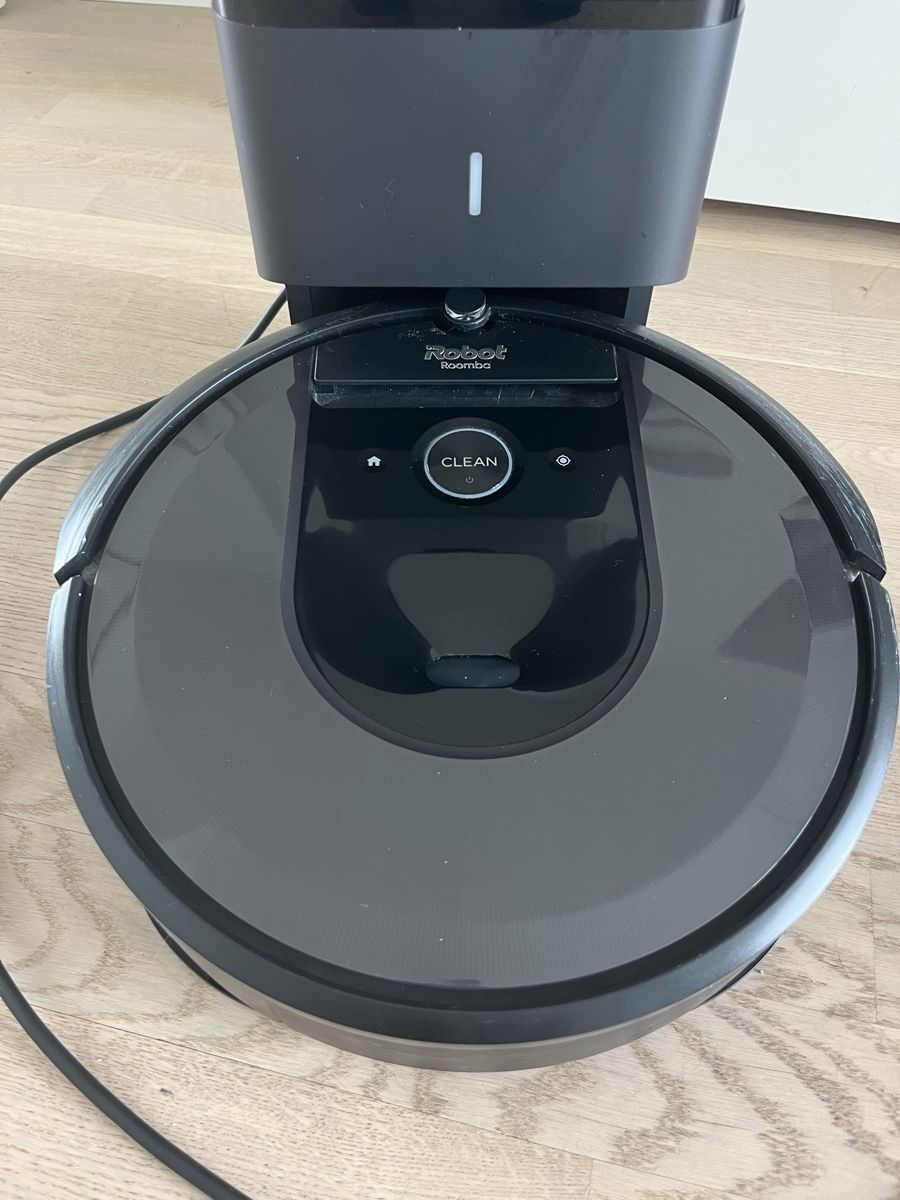 Irobot Aspirapolveri & Accessori: Roomba i7 Staubsauger Roboter – Usato da Frauenfeld venduto da heyLani 1