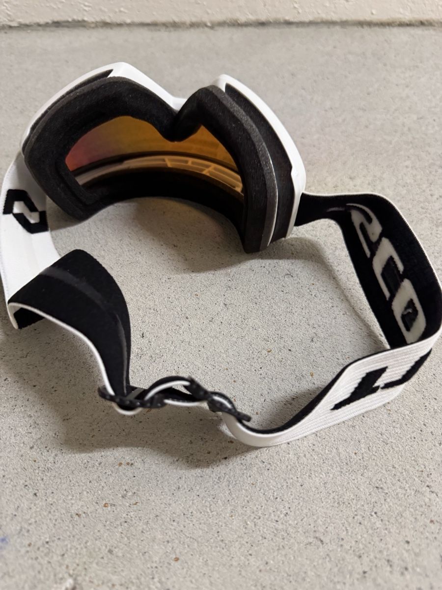 Alpina Caschi: Skihelm inkl Skibrille – Usato da Weinfelden venduto da Art_VM 7