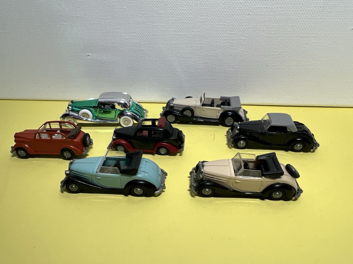 Praliné Modellini d'auto: Konvolut Praliné Oldtimer 1/87 – Usato da Weinfelden venduto da Kammerflimmern 1