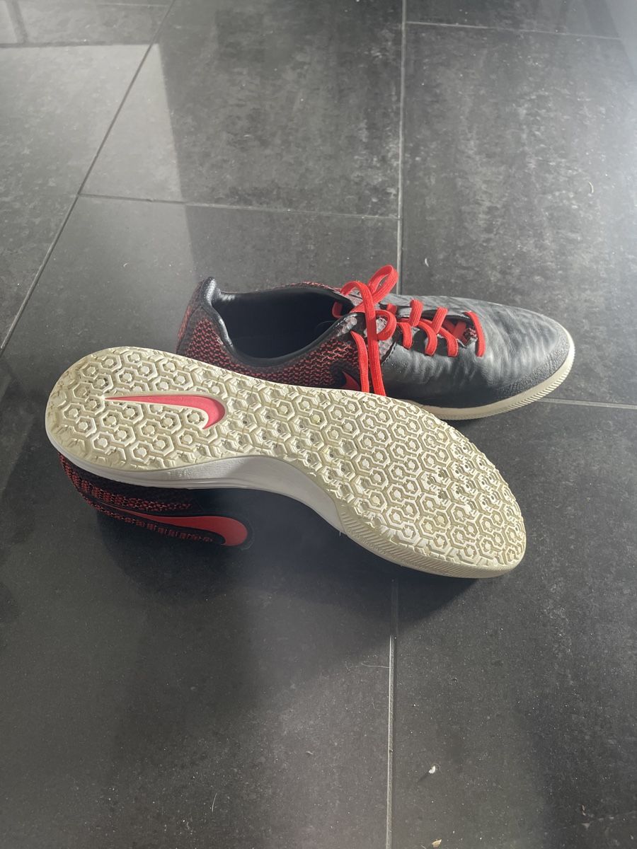 Nike Scarpe da uomo: Turnschuh Nike – Usato da Schnottwil venduto da Garuso 2