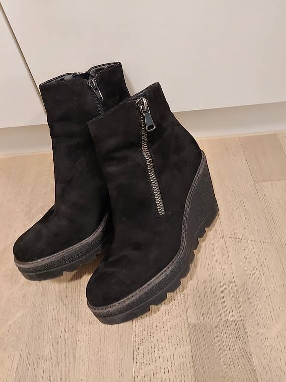 Chaussures femmes: Schuhe tg 38 – D'occasion à Hunzenschwil par Jonny-88