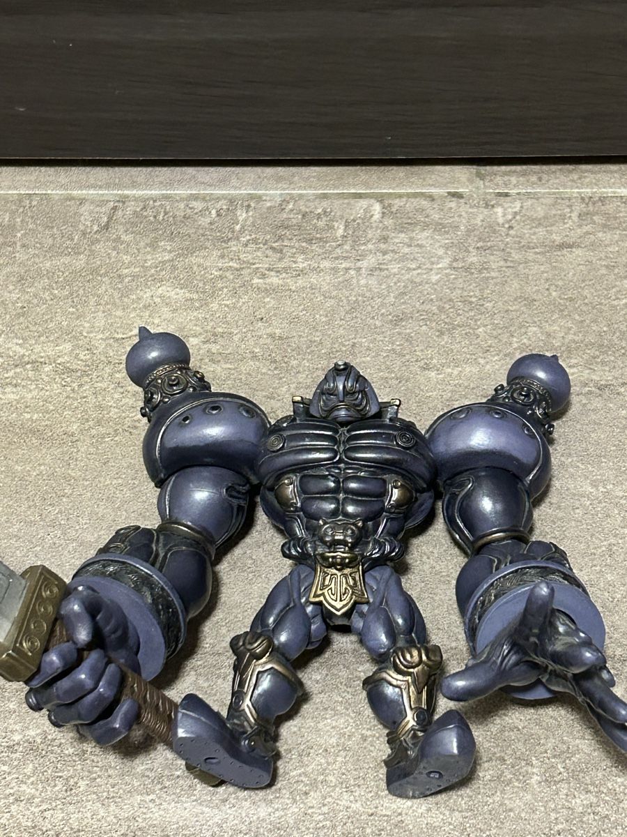 Figurines: Final Fantasy X - Iron Geant Monster Figure Kotobukiya  – D'occasion à Lausanne par Weber1007 4